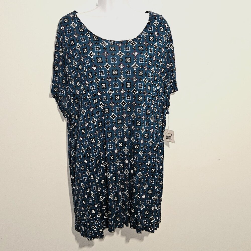 Falls Creek Women's  Blue Patterned Top - Brand New‎ - Size 2X